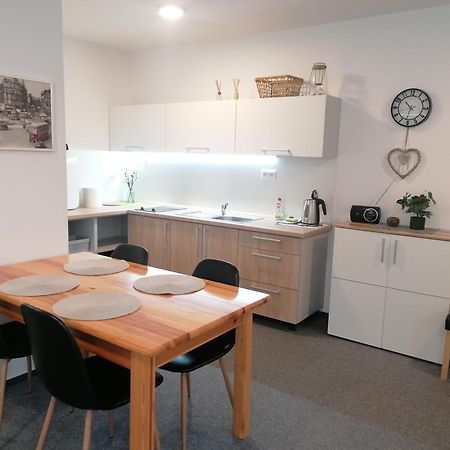 Apartman 26 Mymara Bešeňová Eksteriør billede